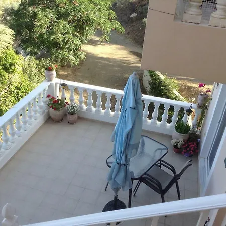 Aliki Apartment *