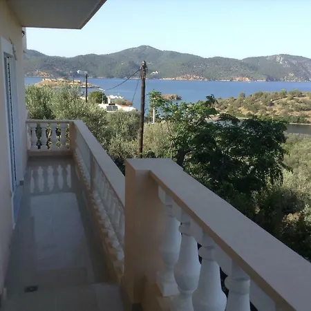 Apartment Aliki Galatas (Poros)